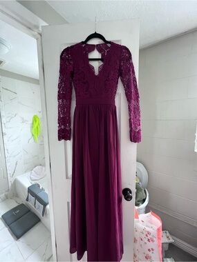 Lulu's Long Sleeve Lace Maxi Dress in Plum